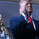 Ogorčeni Trump po zadnjem ponižanju spremenil svoje načrte