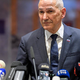 Tako navedbe o romantičnih povezavah z Janšo komentirata znani Slovenki